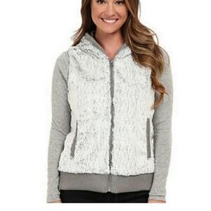 Patagonia fluffy vest